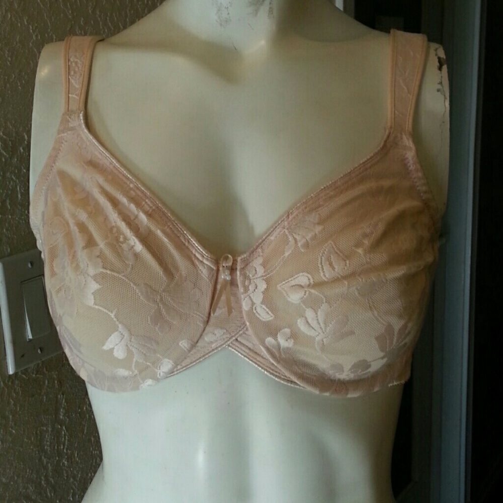 WACOAL Awareness Seamless bra